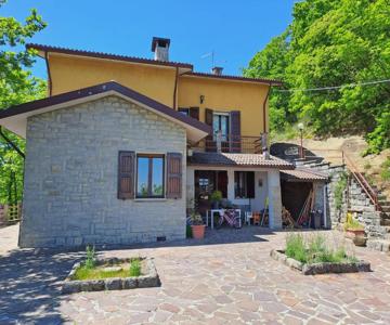 B&B Poggio di Vento sulla via degli Dei