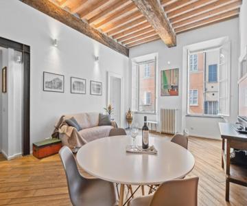 GuestHost - Palazzo della Pilotta Roomy and Quiet Flat