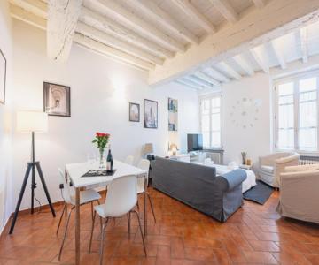 GuestHost - Piazza San Bartolomeo Bright&Comfy Apt x4