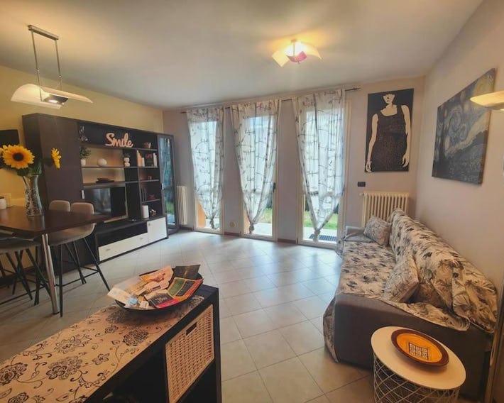 GLAMOUR HOUSE, Comoda a tutti i servizi