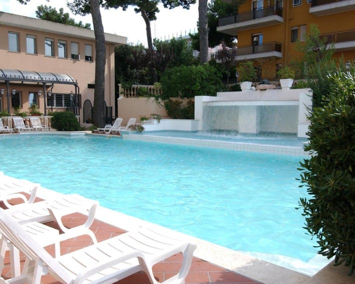 Hotel Milano Helvetia - in centro con piscina