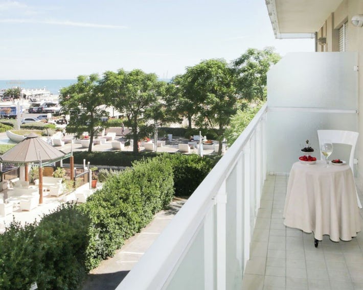 Luxury Suites Collection