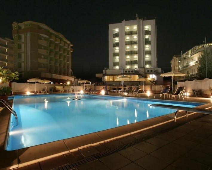 Hotel Avila In