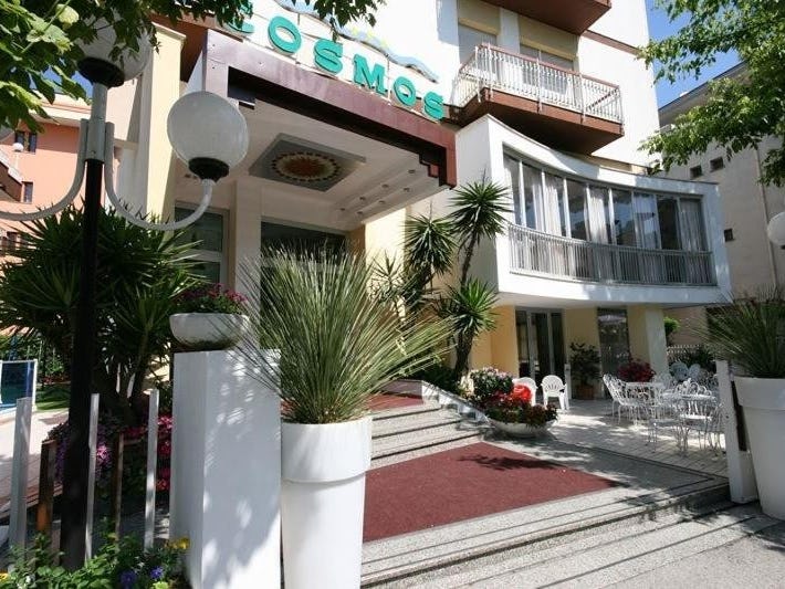 Hotel Cosmos