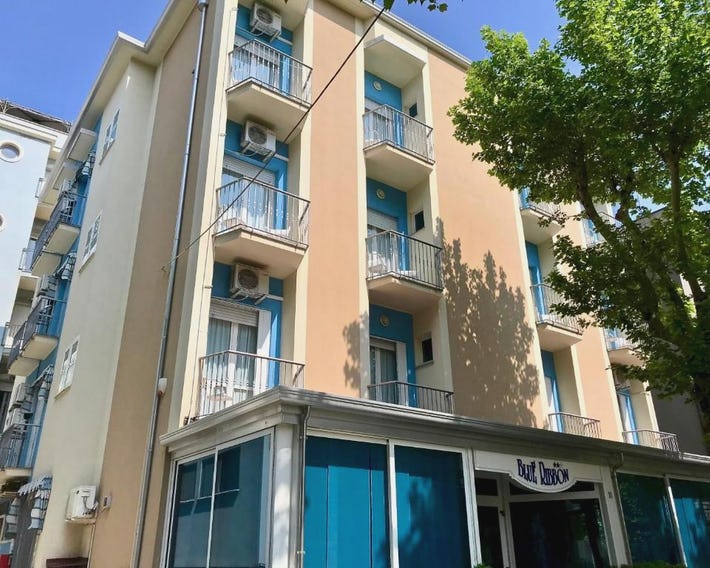 Hotel Blue Ribbon
