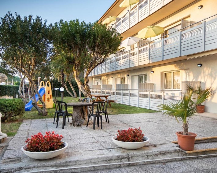 Yachting residence