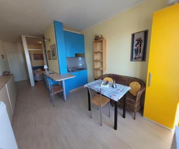 Cam 2 Sea View Apartment