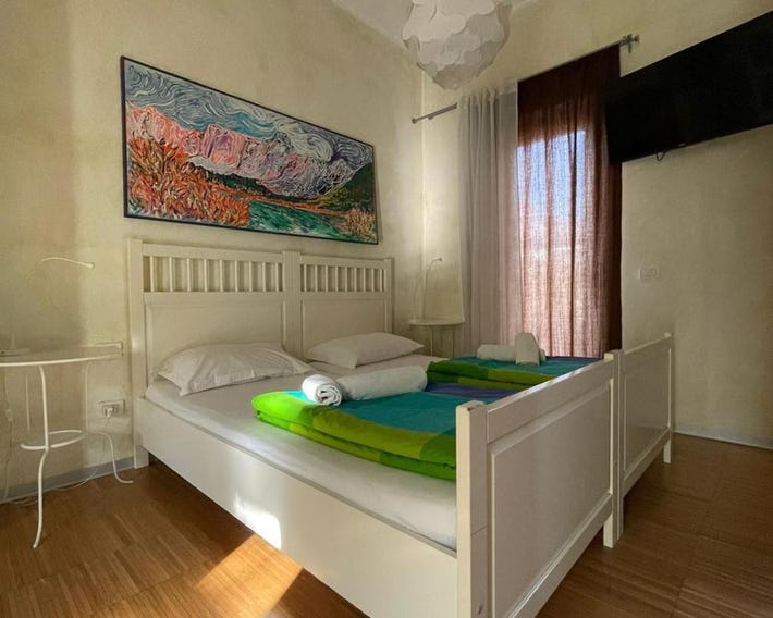 Residence Bed & Bike
