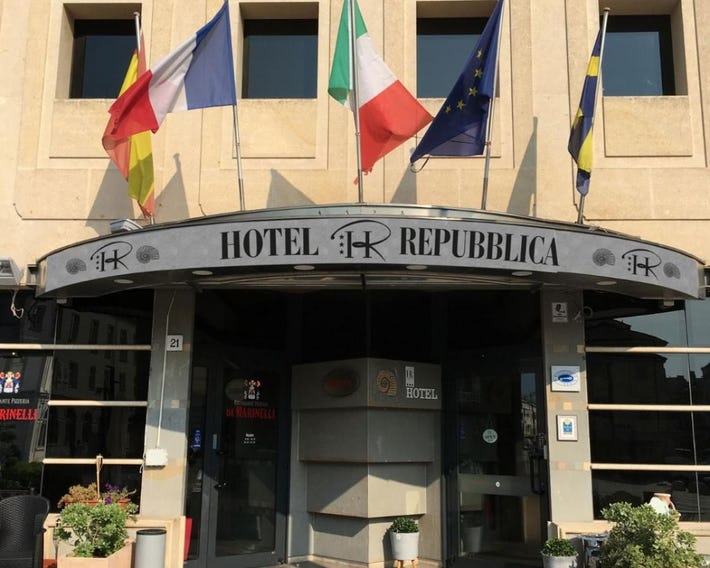 HR Hotel