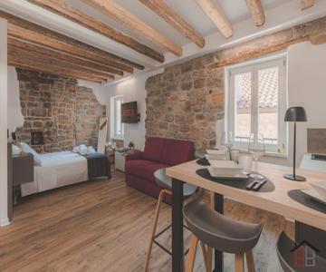 Calle De Bernardis 2 L Bb Apartments Trieste