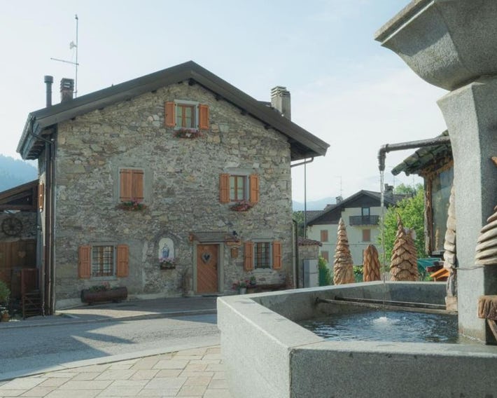 Casa all-antica fontana