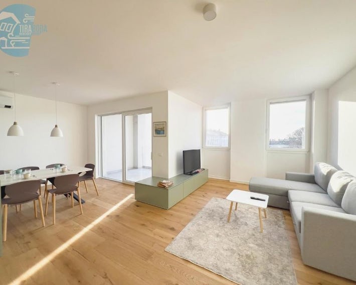 Blue Life 3b Tirabora Short Rent, con parcheggio privato