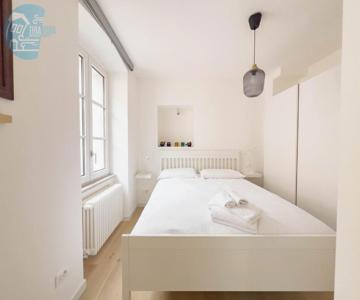 Corridoni 3b Tirabora Short Rent