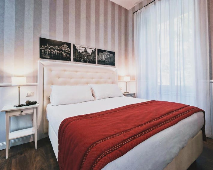 Star Vatican Rooms