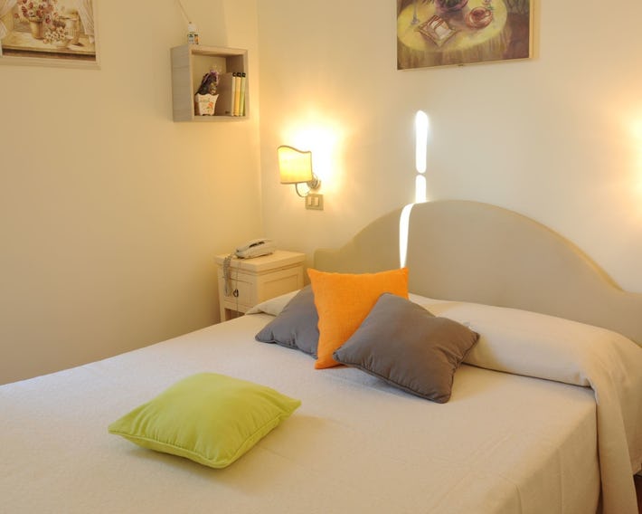 95 Rooms in Rome