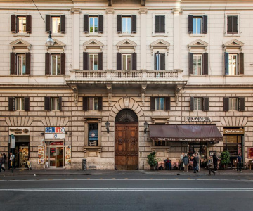 Surprising in Rome