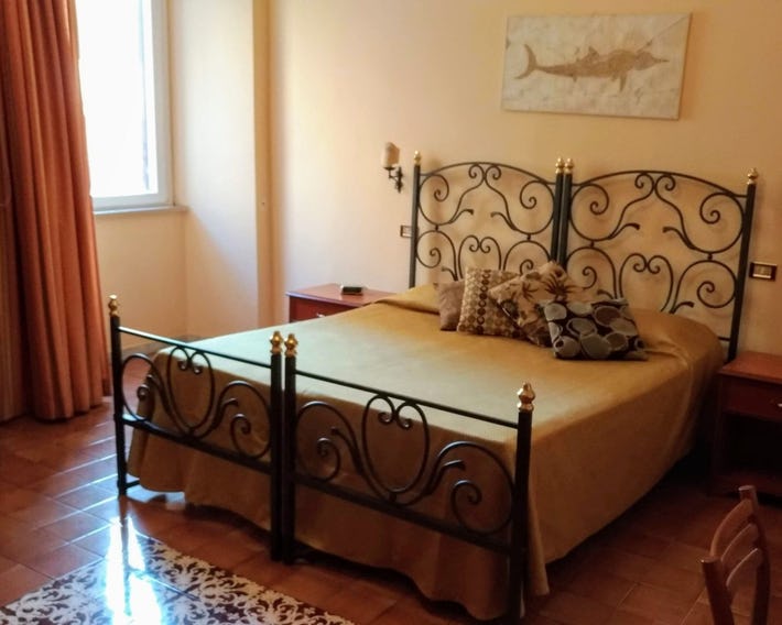 Nicolas Inn
