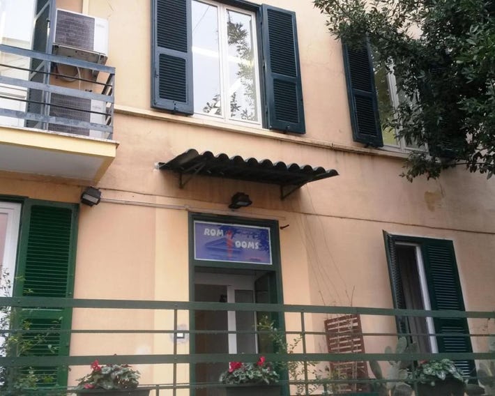 Roma Art Rooms
