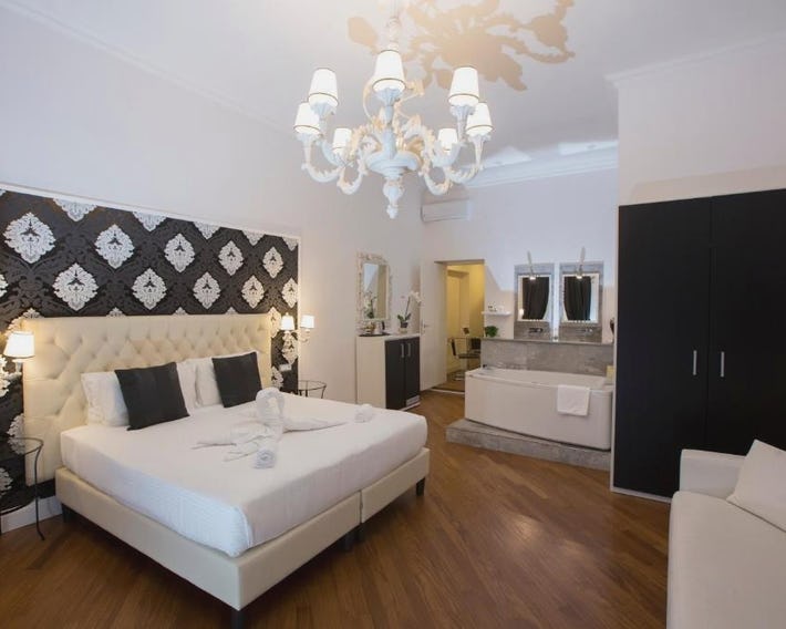 NAVONA VITA SUITES