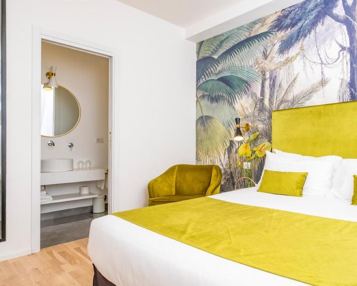 The Vista Rooms & Terrace