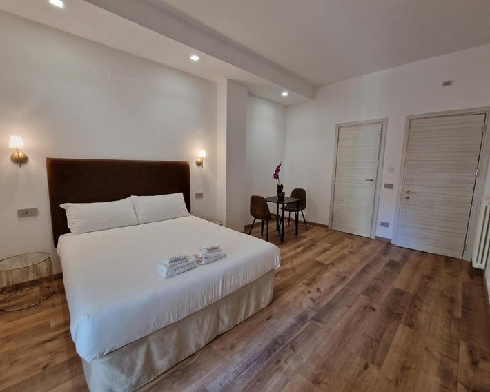 Cuma Suites