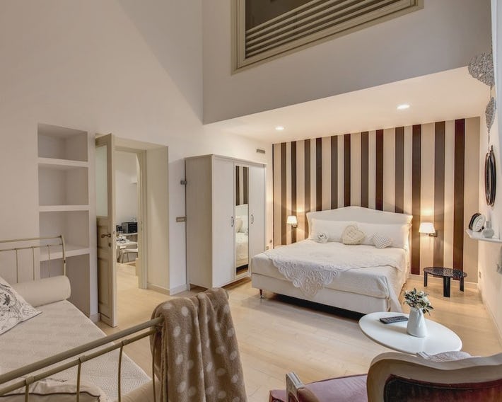Trevi Miracle Suite