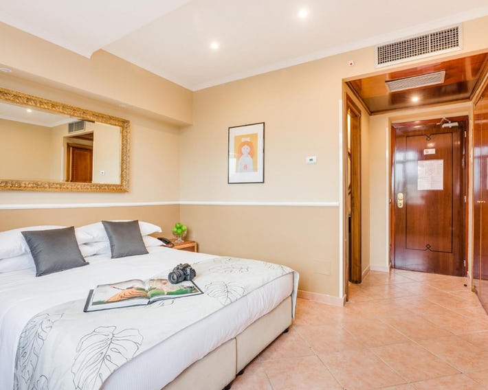 Raeli Hotel Archimede