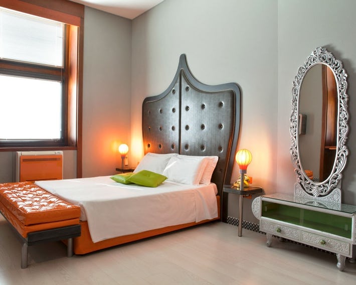 Orange Hotel