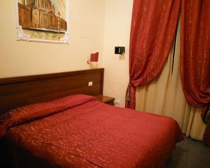 B&B Rudy Center
