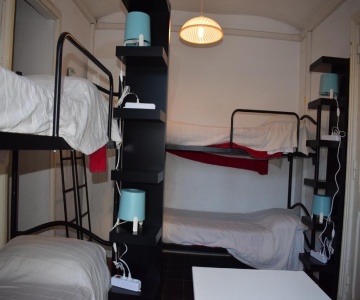 Mia Lodge B&B Hostel