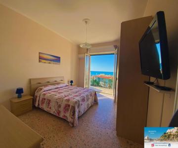 Tamarhouse Sperlonga Casa Noemi