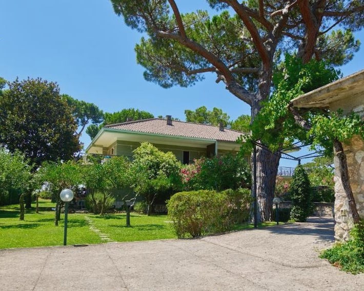 Villa Luisa B&B