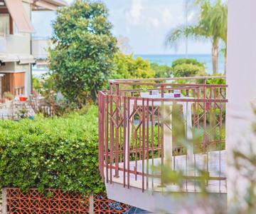 Waterfront Apartment - Terracina
