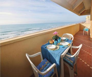 1 Bedroom Pet Friendly Apartment In Torvaianica