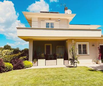 Appartamento in villa