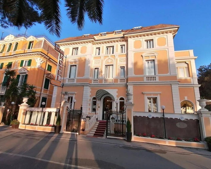 Ena Hotel