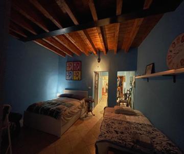 Casa Azzurra, Nel Cuore Di Genova