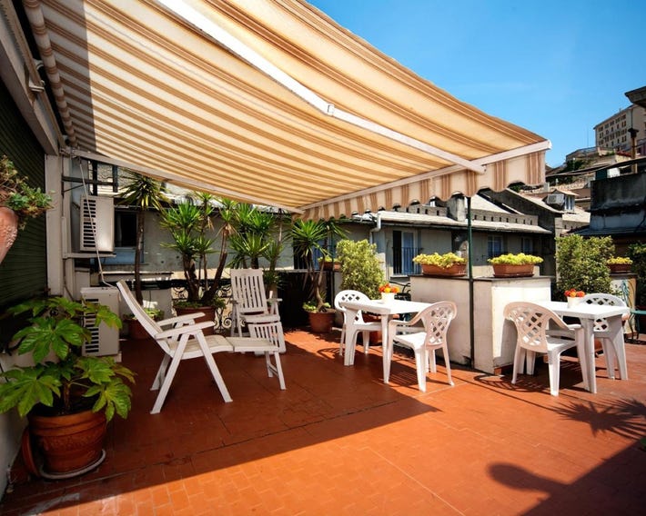 Hotel Cairoli