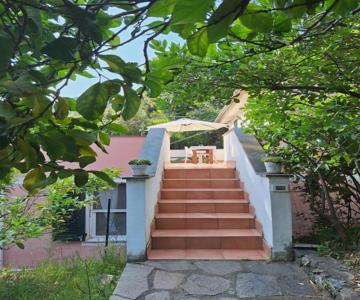 Terrace On The Green