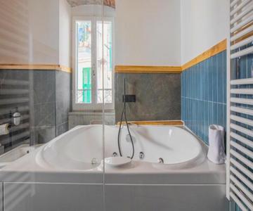Pasini Luxury room,cozy winemakers retreat