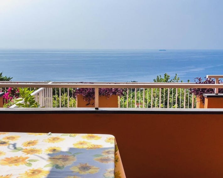 Casa vista mare le Ginestre