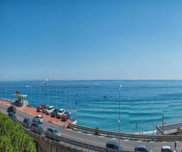 Villa Cadiz Apartments Varazze