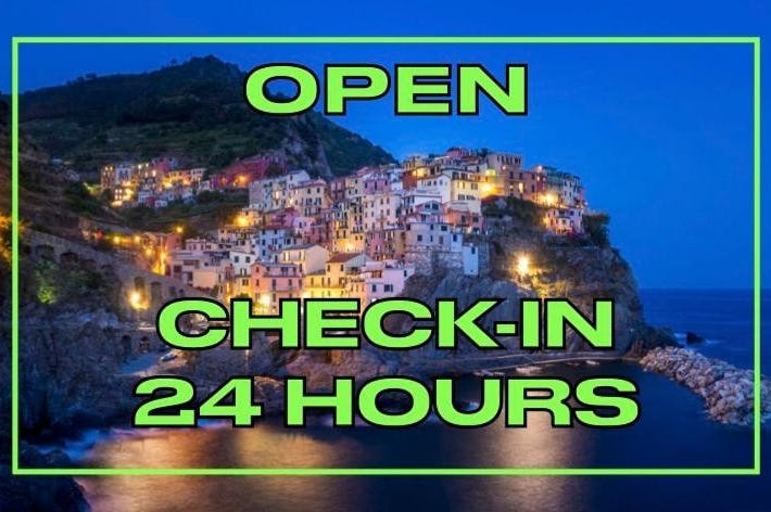 Rooms in Vernazza open24h