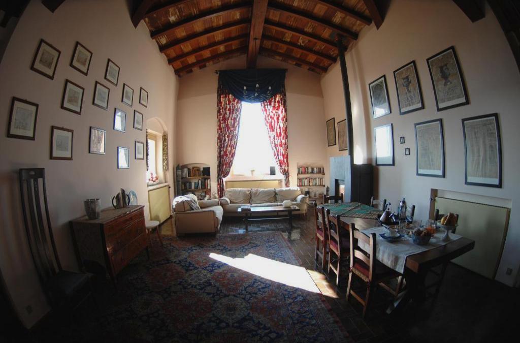 Mirabilia Bed & Breakfast