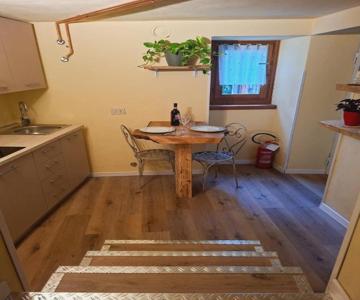 Casa Del Borgo: Appartamento Immerso Nel Verde A/c