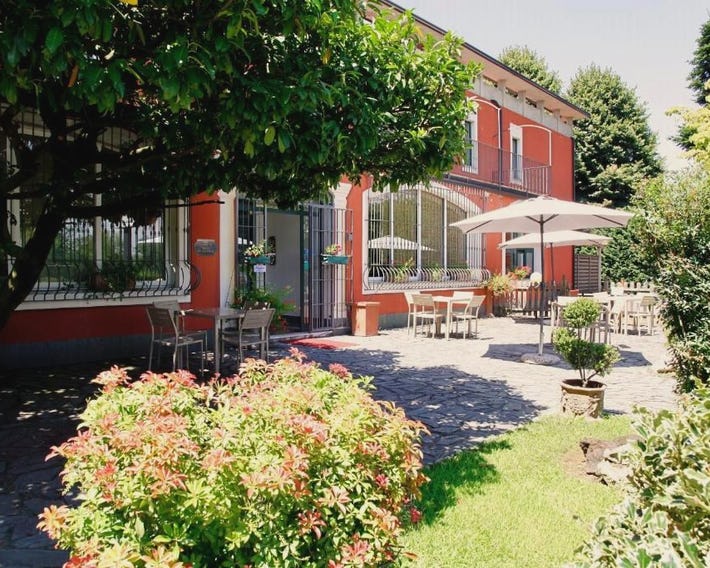Hotel De La Ville