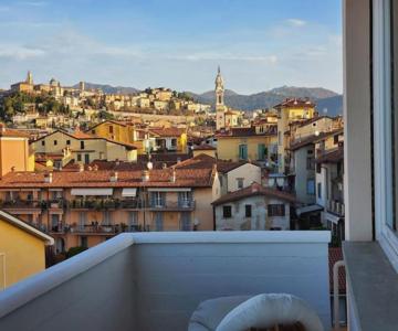 la Mè Cá Intero Appartamento In Centro Con Vista Sui Colli