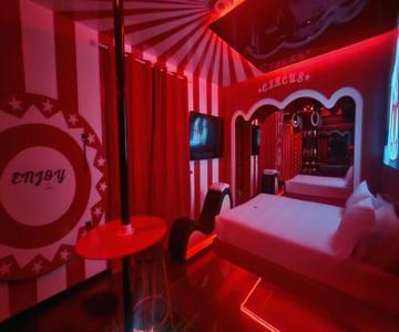 C rooms - Suite a tema con vasca - Motel Monza