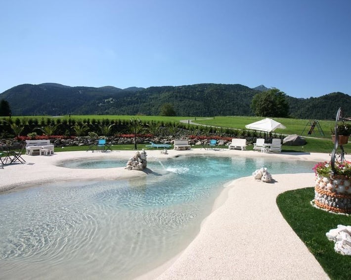 Albergo Ristorante La Bussola