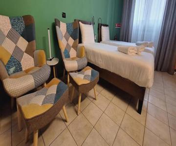 Budget Stay + Private Parking